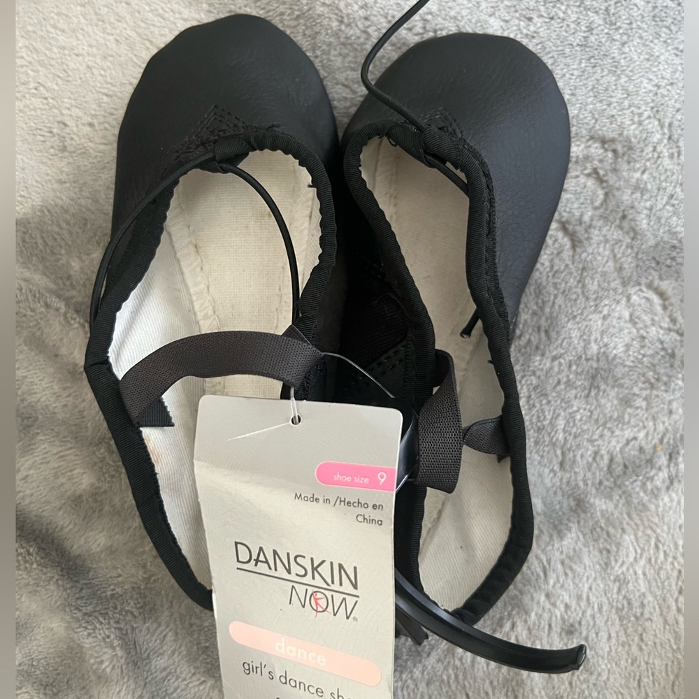 Danskin girls ballet shoes